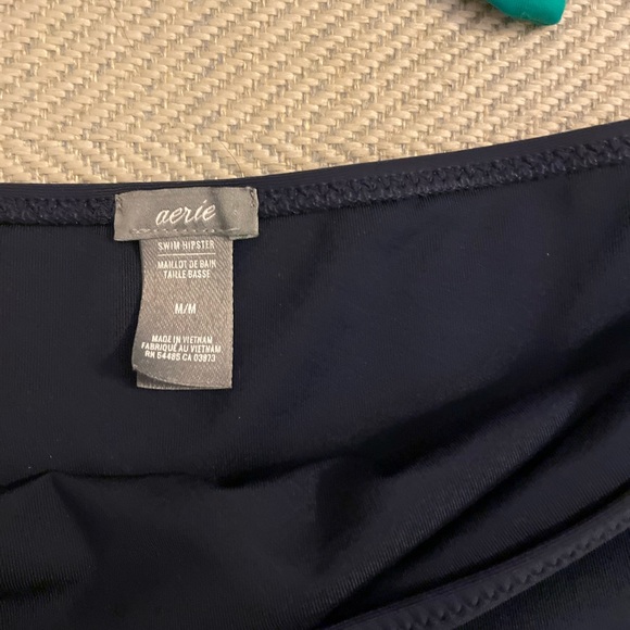 Aerie color block bikini set. - Picture 4 of 6